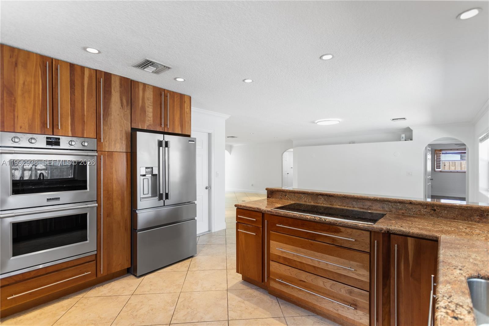 405 SE 4th Ter Dania Beach, FL 33004