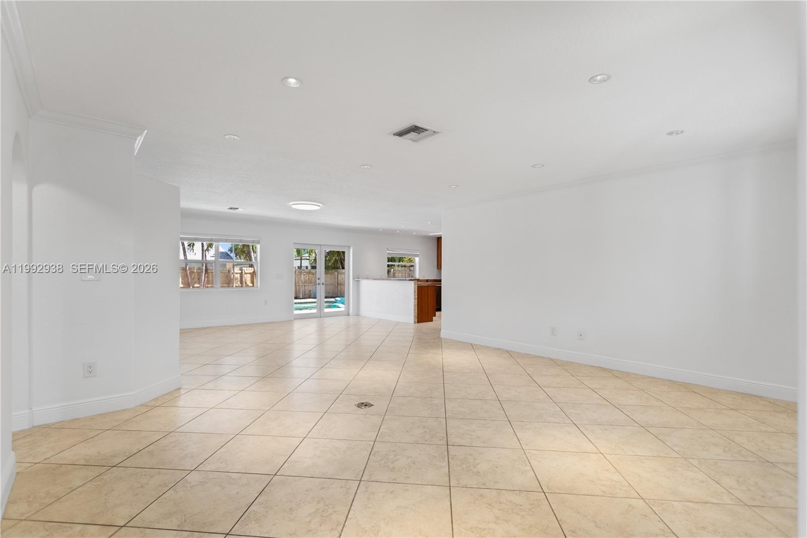 405 SE 4th Ter Dania Beach, FL 33004