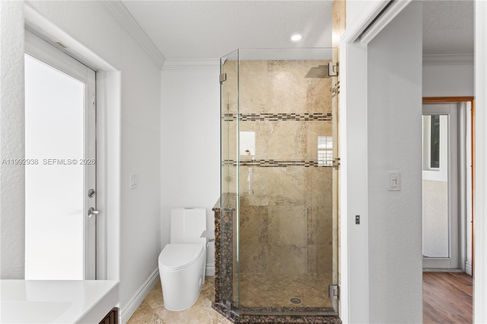 405 SE 4th Ter Dania Beach, FL 33004