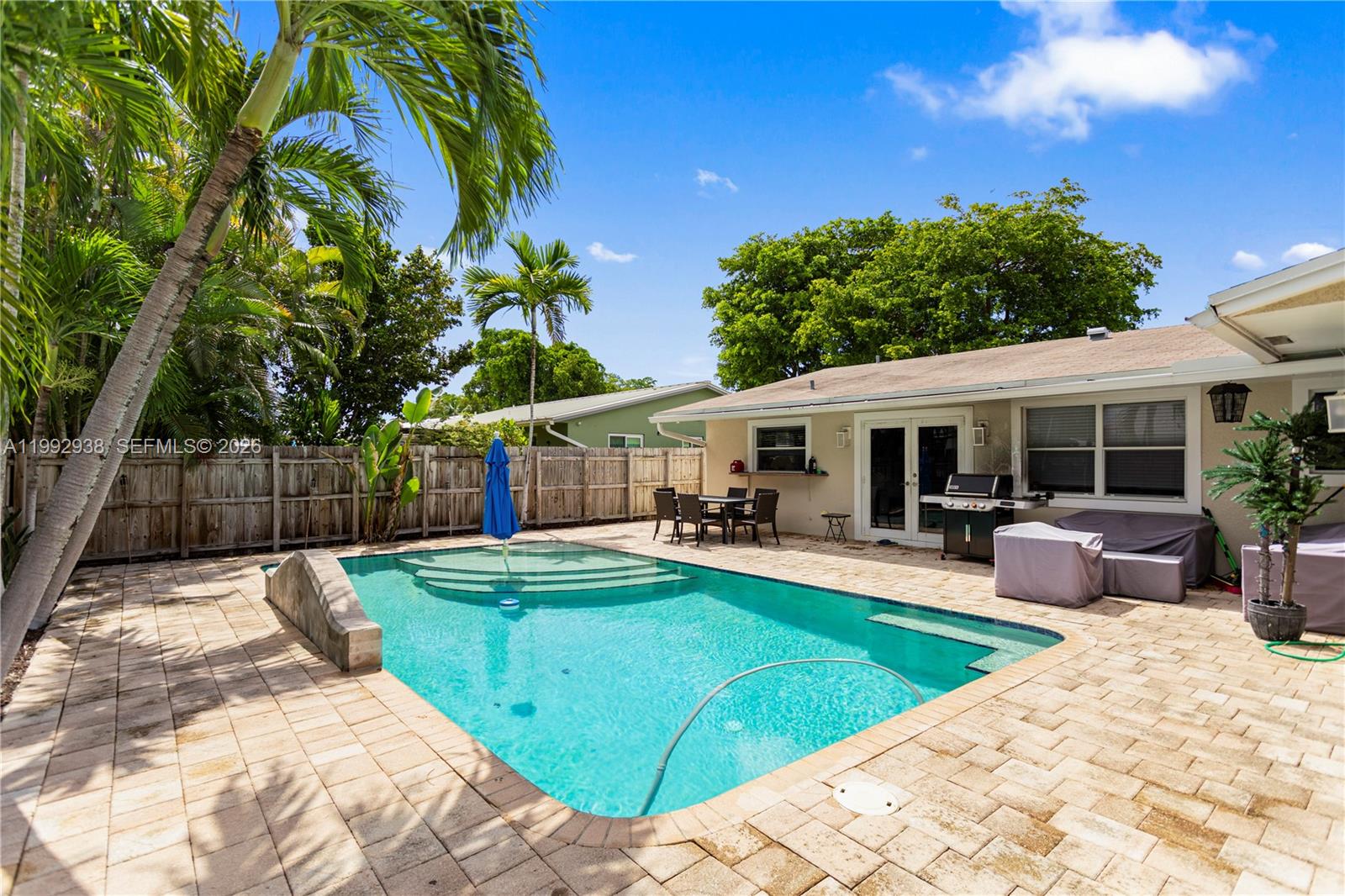 405 SE 4th Ter Dania Beach, FL 33004