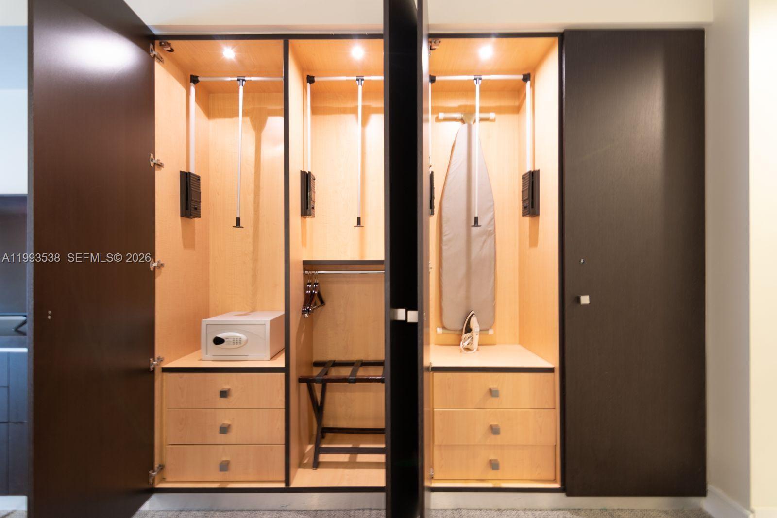 5300 NW 87th Ave #1407 Doral, FL 33178