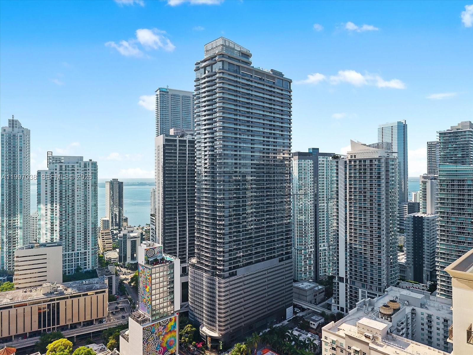 image Brickell Flatiron26