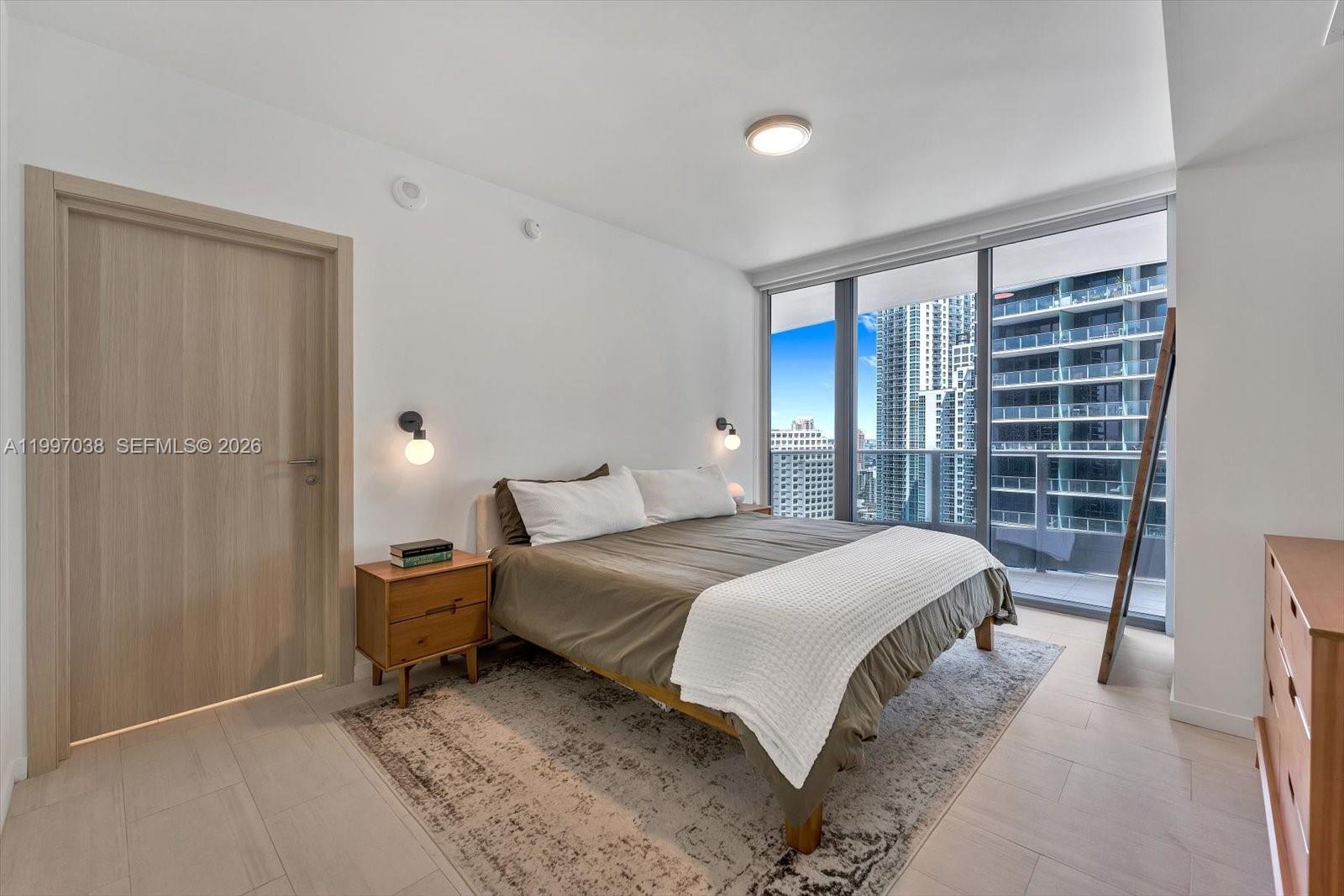 image Brickell Flatiron6