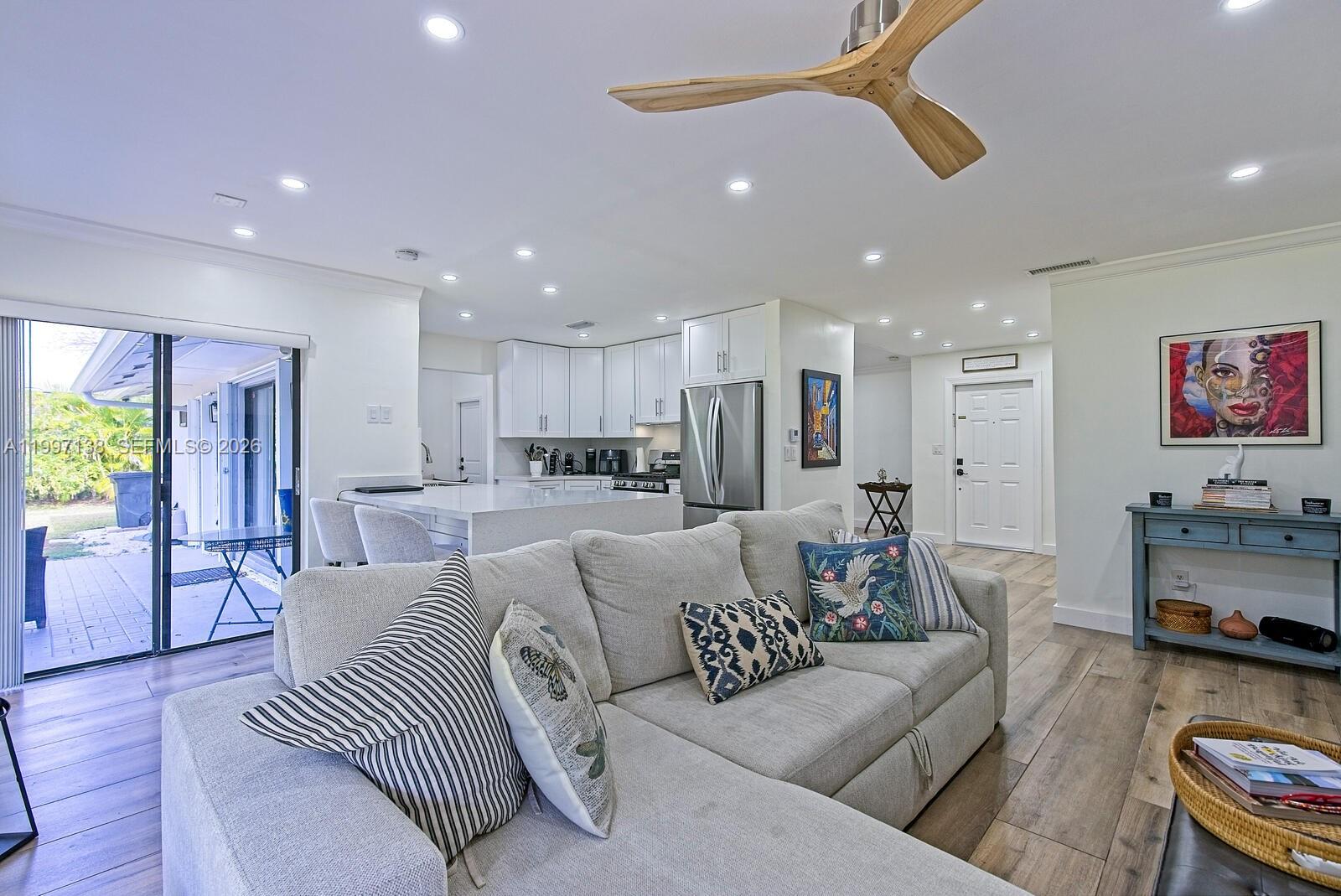 10900 SW 124th Rd Miami, FL 33176