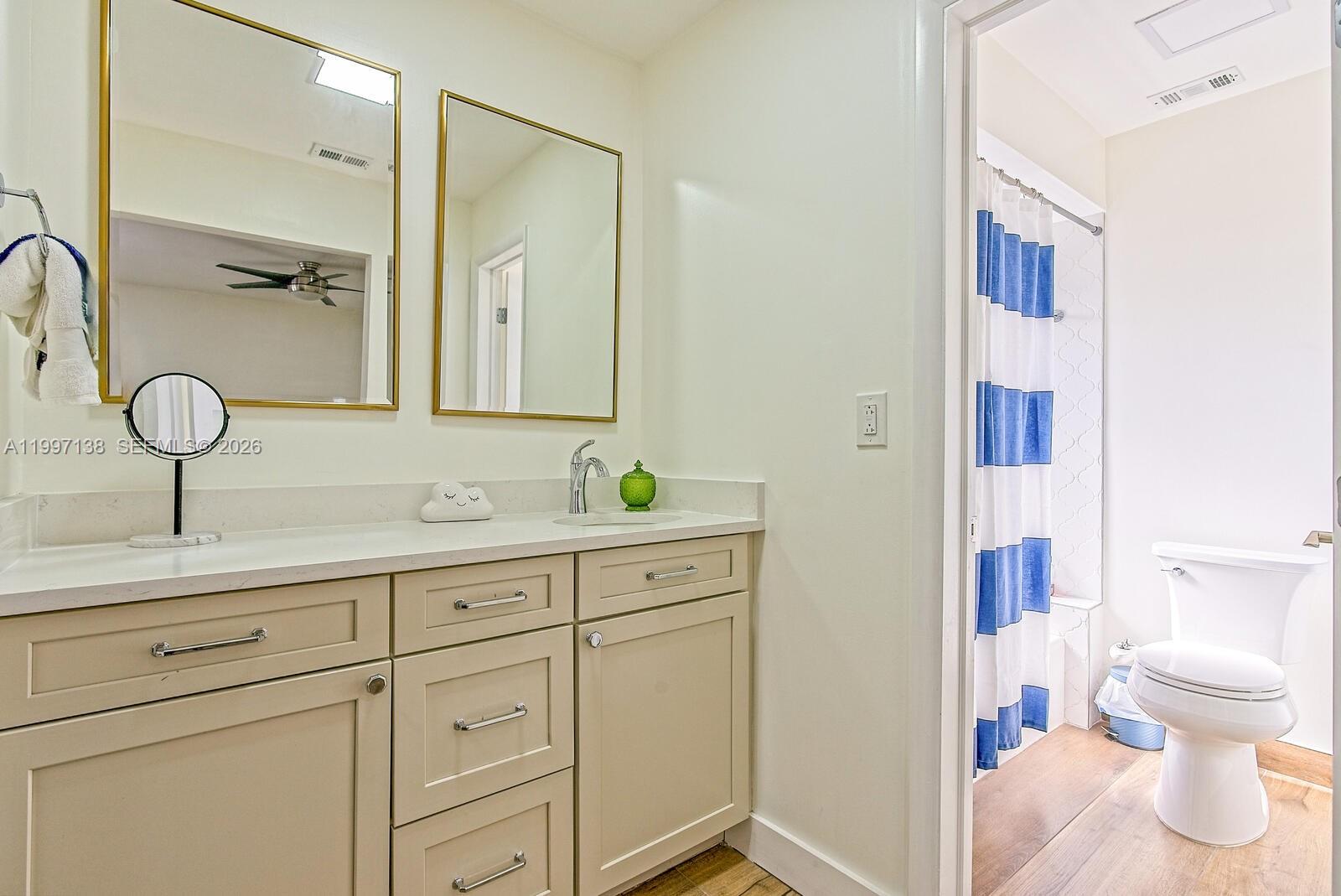 10900 SW 124th Rd Miami, FL 33176