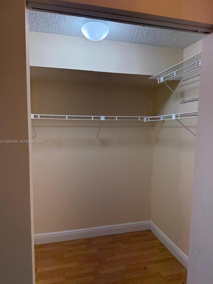 447 NE 195th St #309 Miami, FL 33179