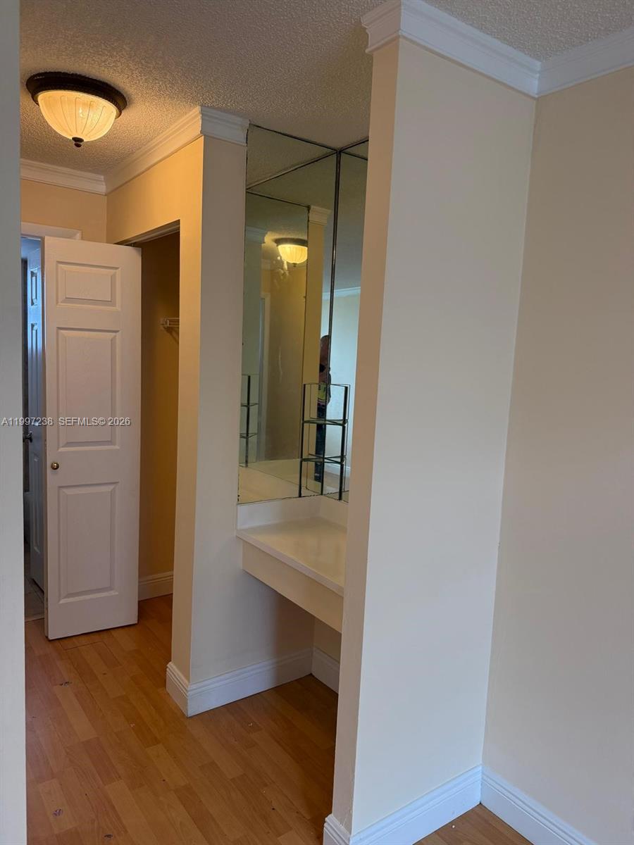 447 NE 195th St #309 Miami, FL 33179