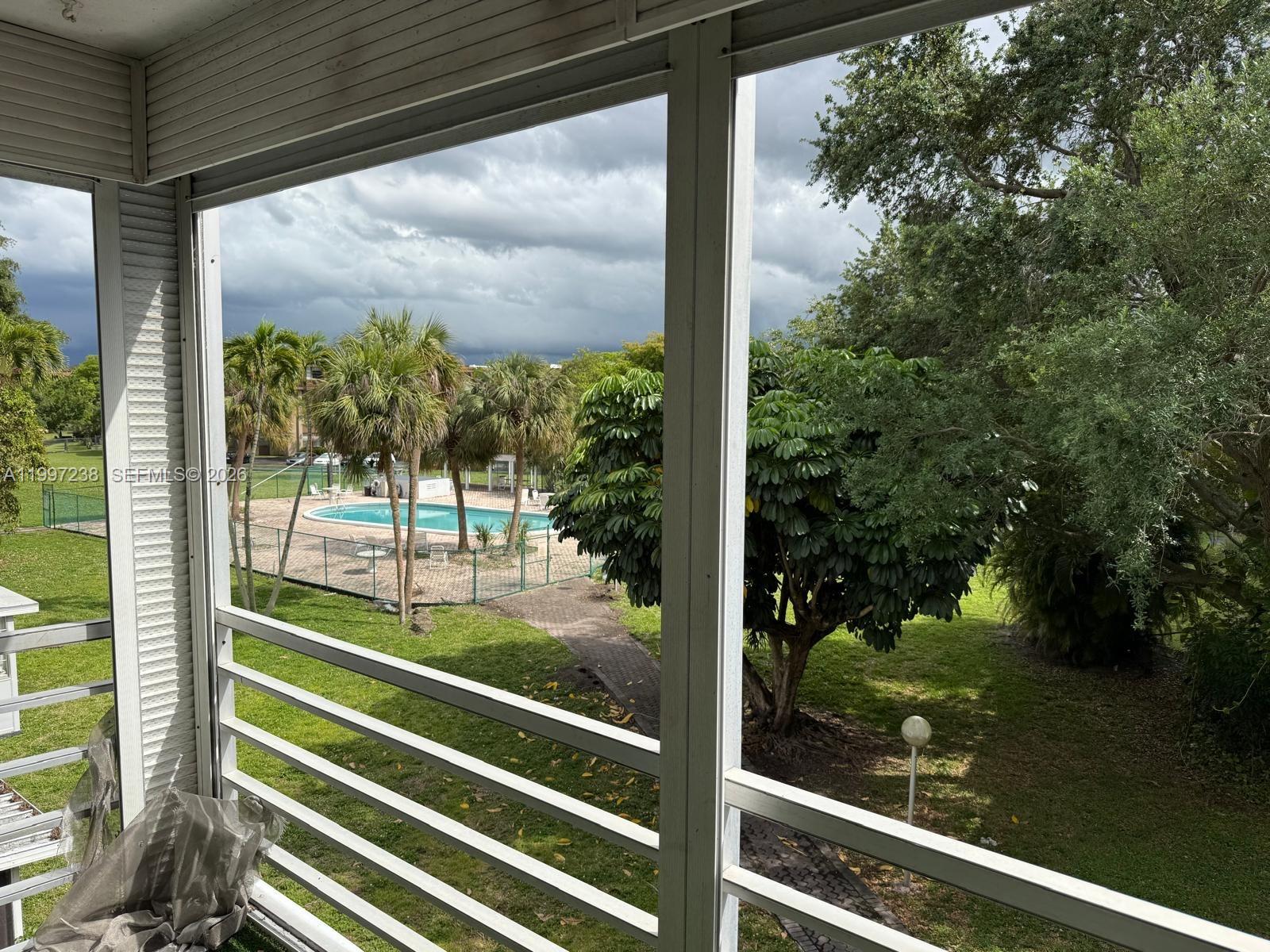 447 NE 195th St #309 Miami, FL 33179