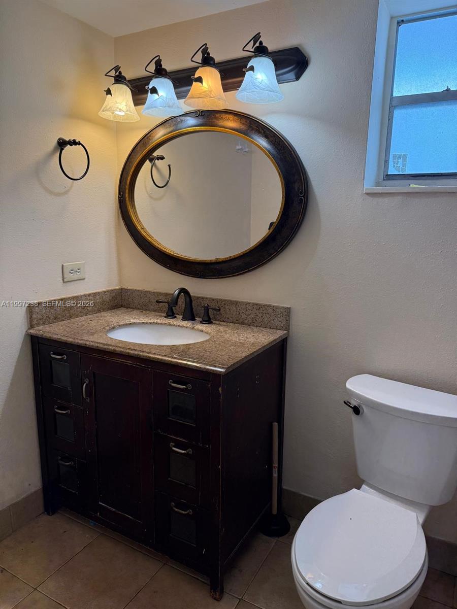 447 NE 195th St #309 Miami, FL 33179