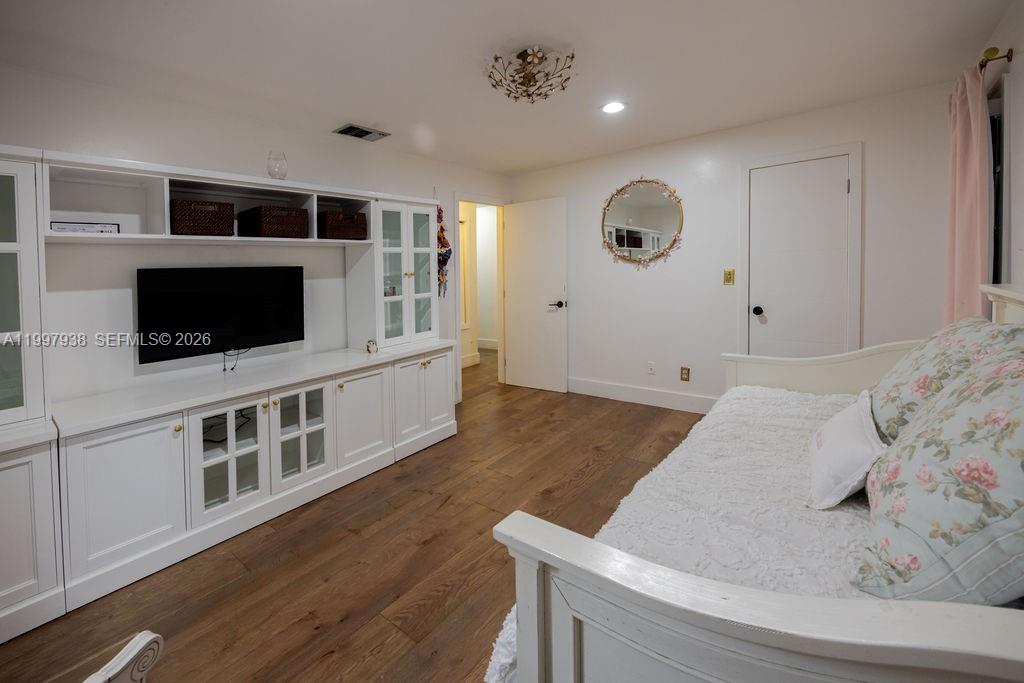 11301 SW 95th St Miami, FL 33176