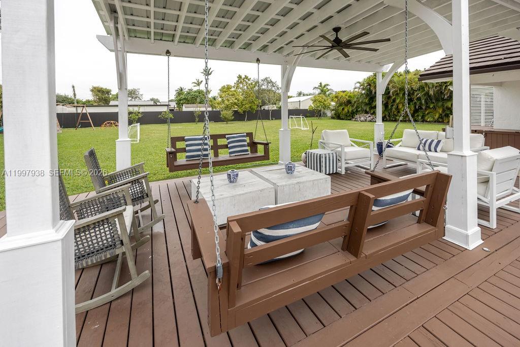 11301 SW 95th St Miami, FL 33176