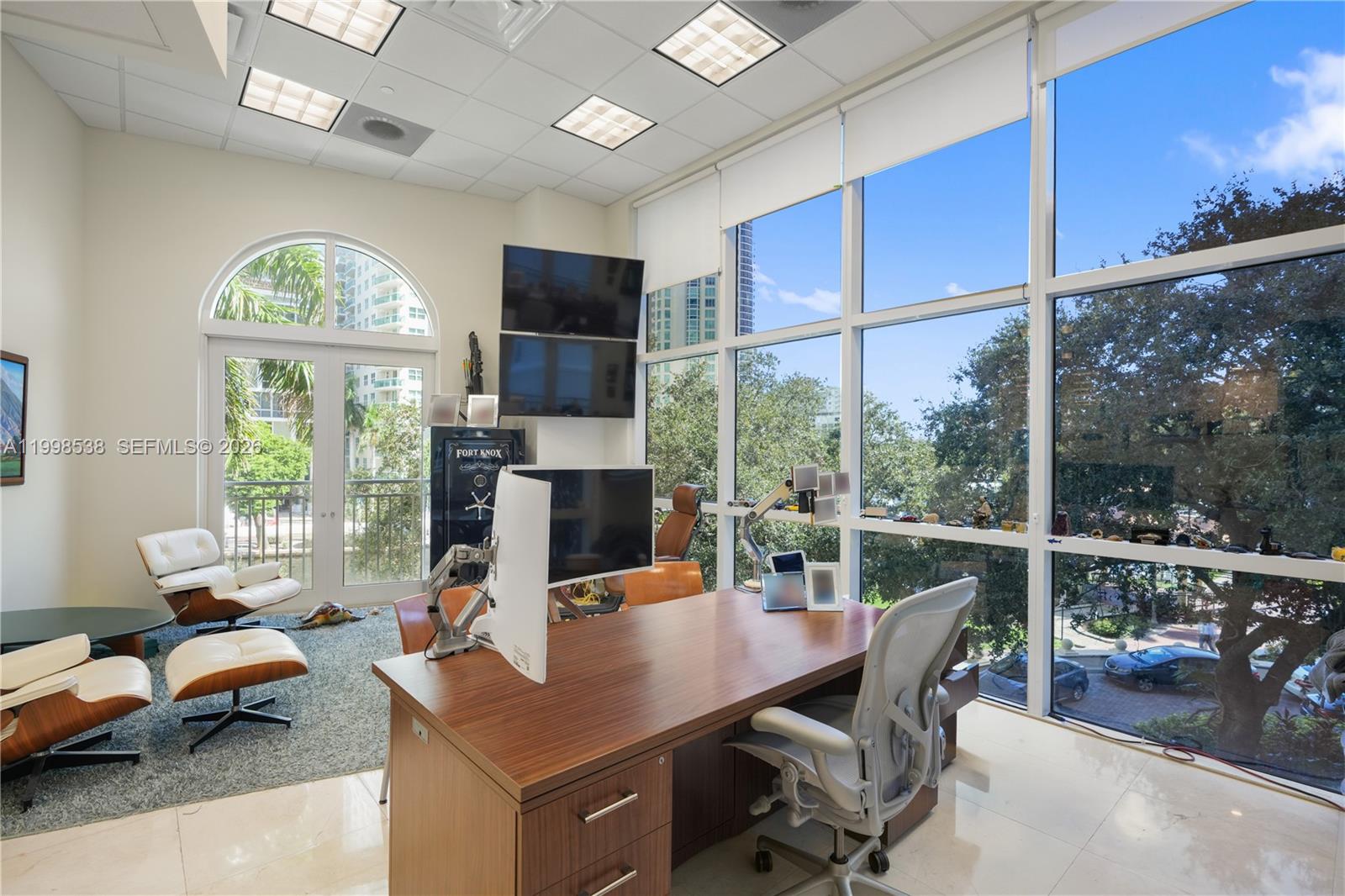 Undisclosed Address Fort Lauderdale, FL 33301