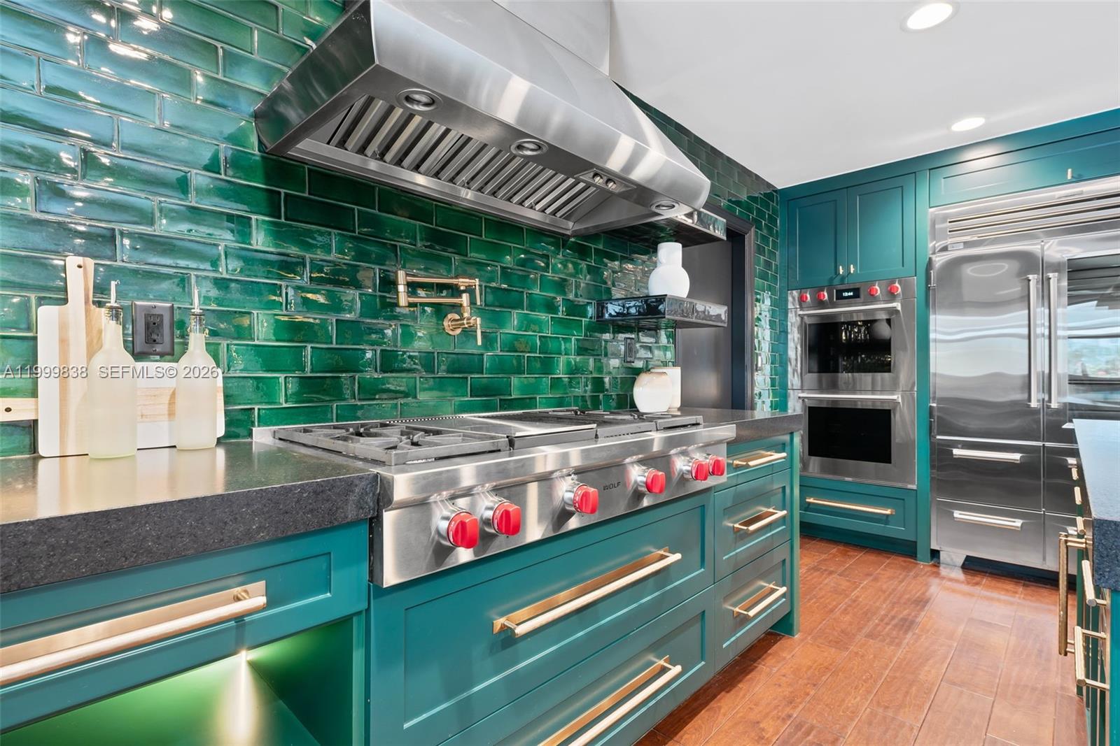 3001 Bayview Dr Fort Lauderdale, FL 33306