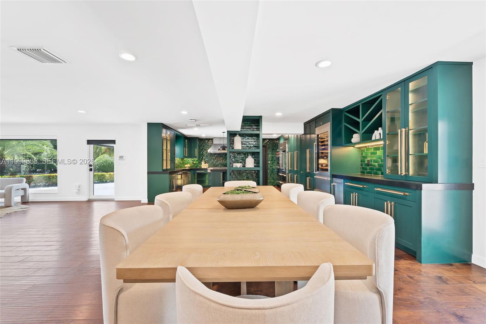 3001 Bayview Dr Fort Lauderdale, FL 33306