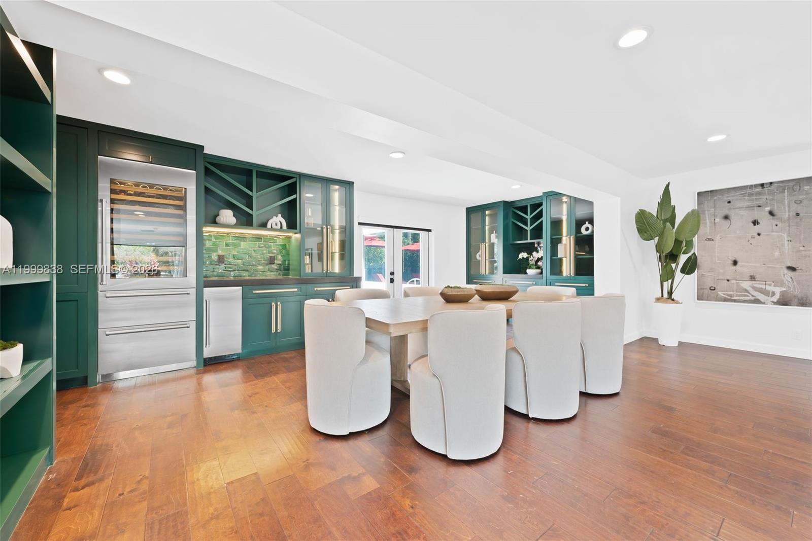 3001 Bayview Dr Fort Lauderdale, FL 33306