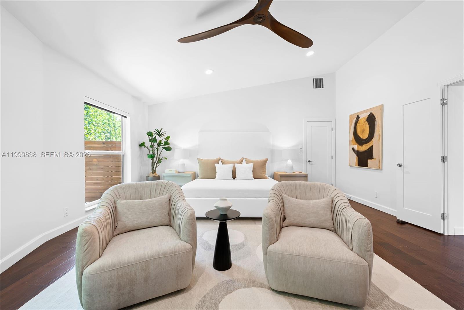 3001 Bayview Dr Fort Lauderdale, FL 33306