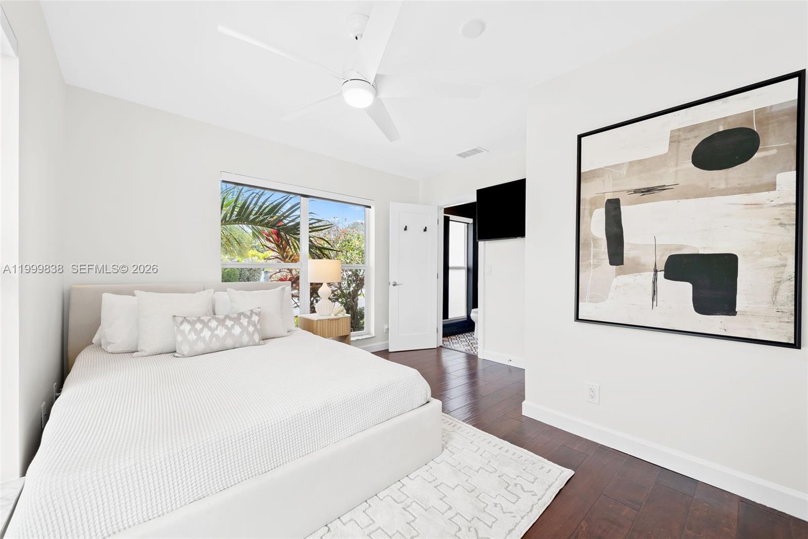 3001 Bayview Dr Fort Lauderdale, FL 33306