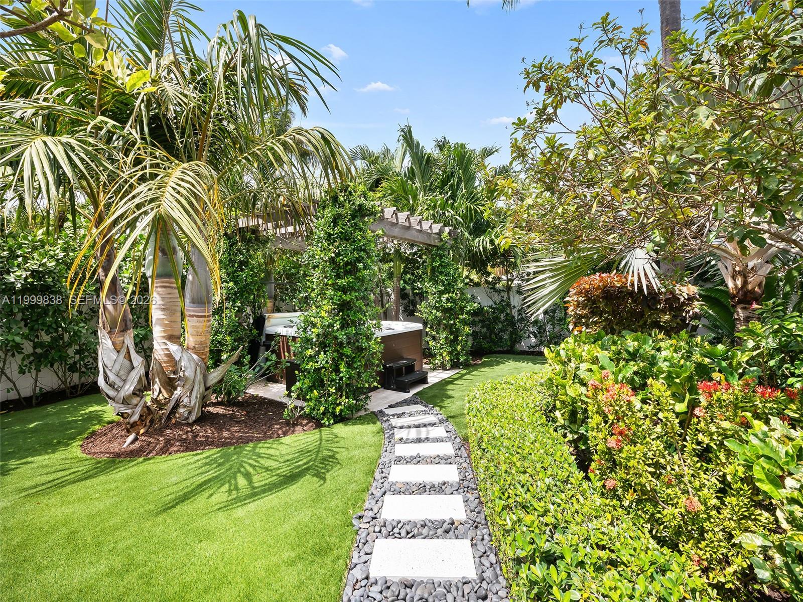 3001 Bayview Dr Fort Lauderdale, FL 33306