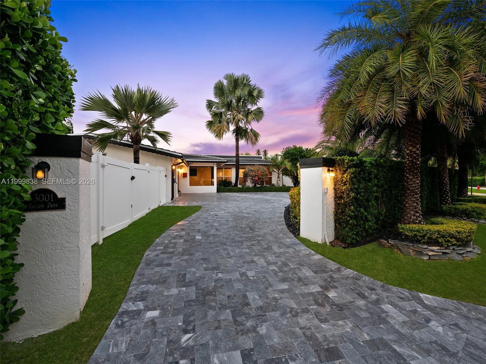 3001 Bayview Dr Fort Lauderdale, FL 33306