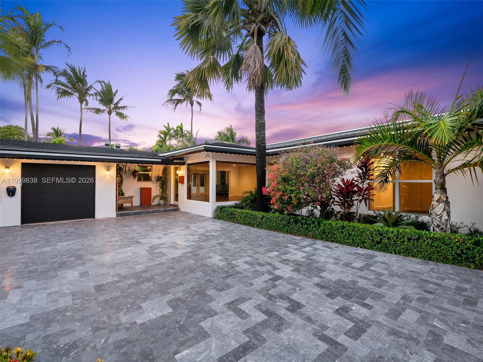 3001 Bayview Dr Fort Lauderdale, FL 33306