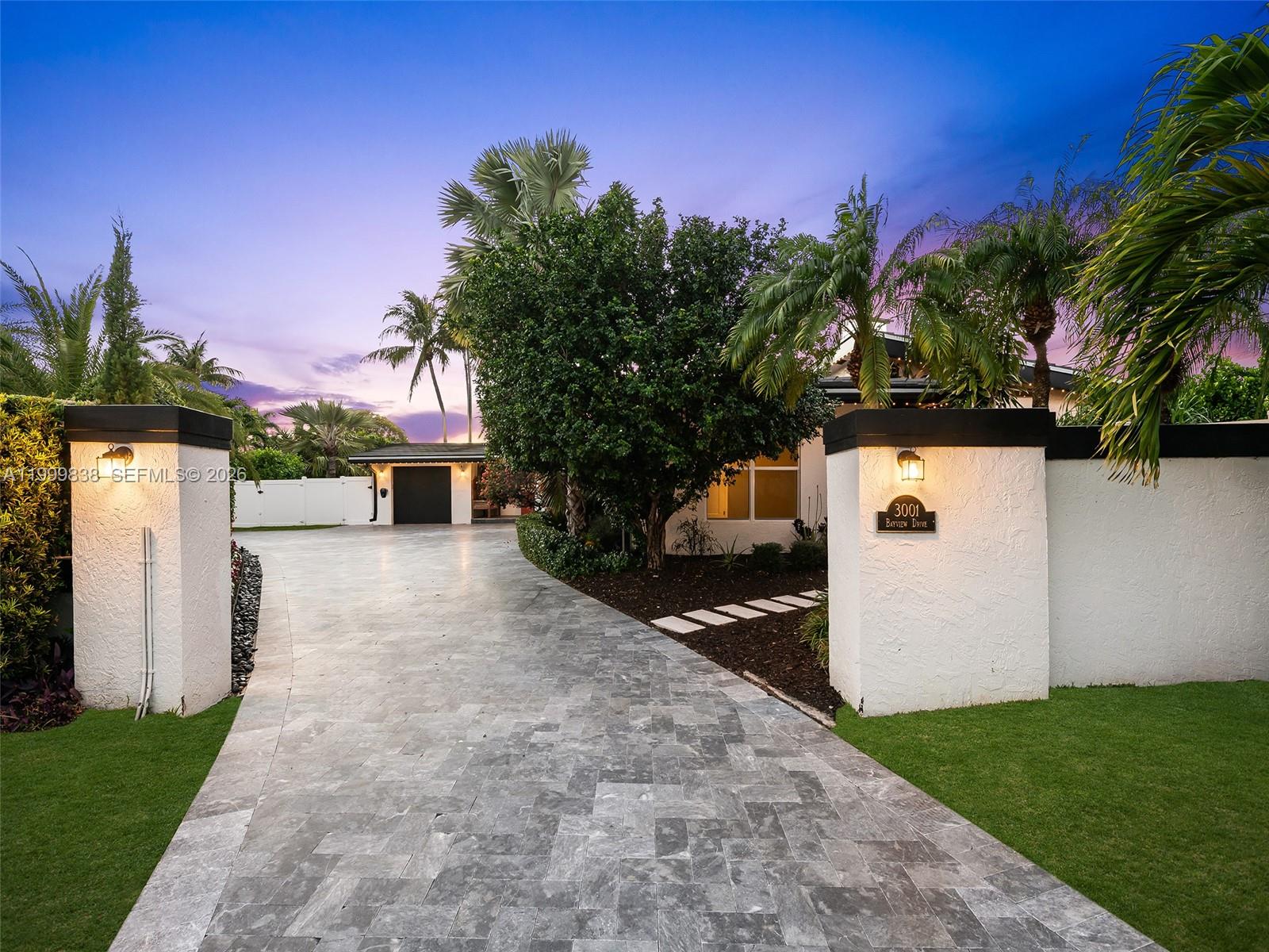 3001 Bayview Dr Fort Lauderdale, FL 33306