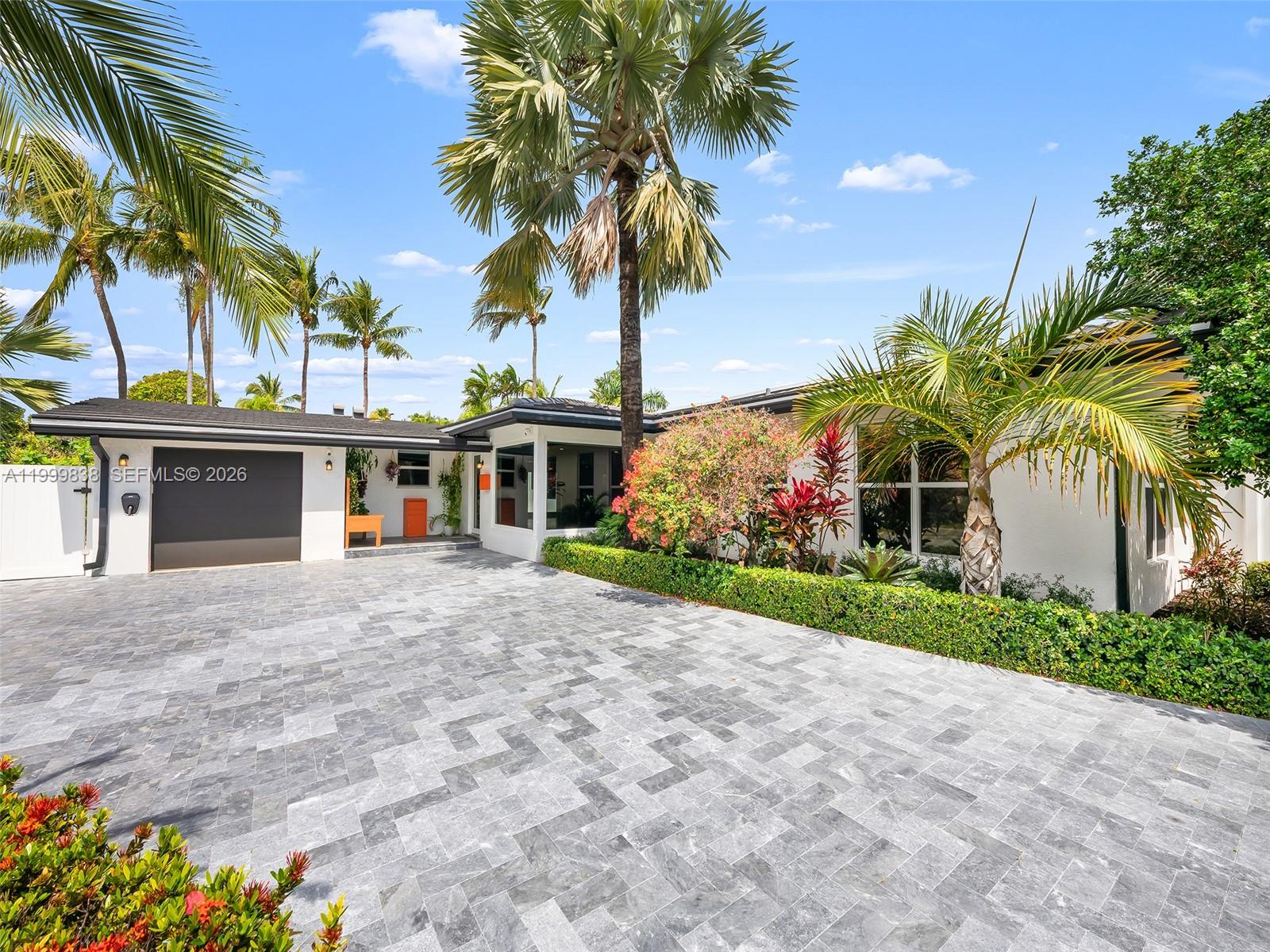 3001 Bayview Dr Fort Lauderdale, FL 33306