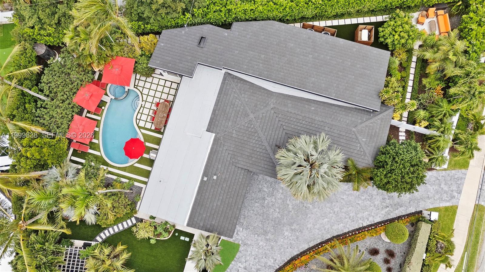 3001 Bayview Dr Fort Lauderdale, FL 33306