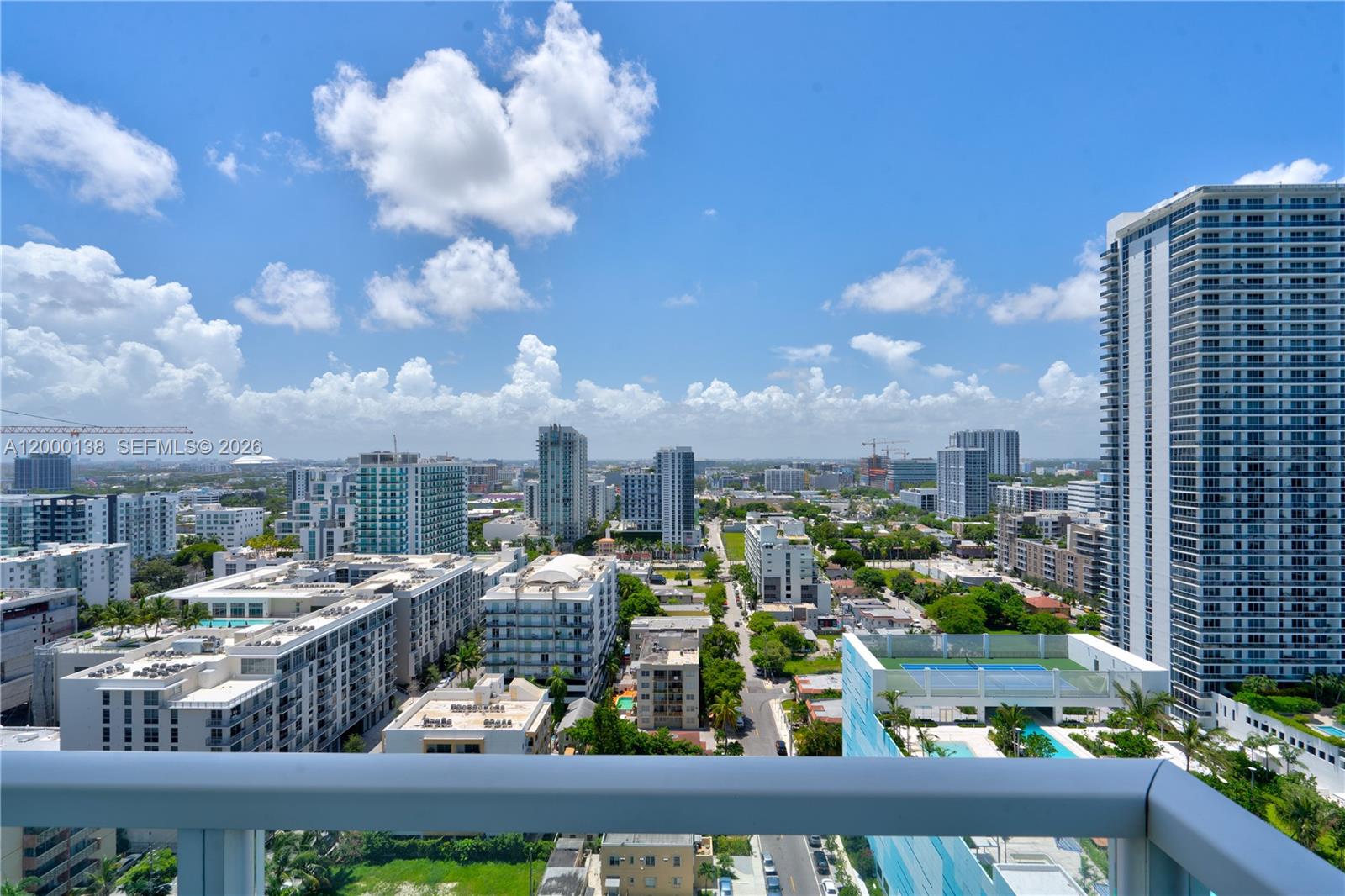 image Onyx on the Bay30