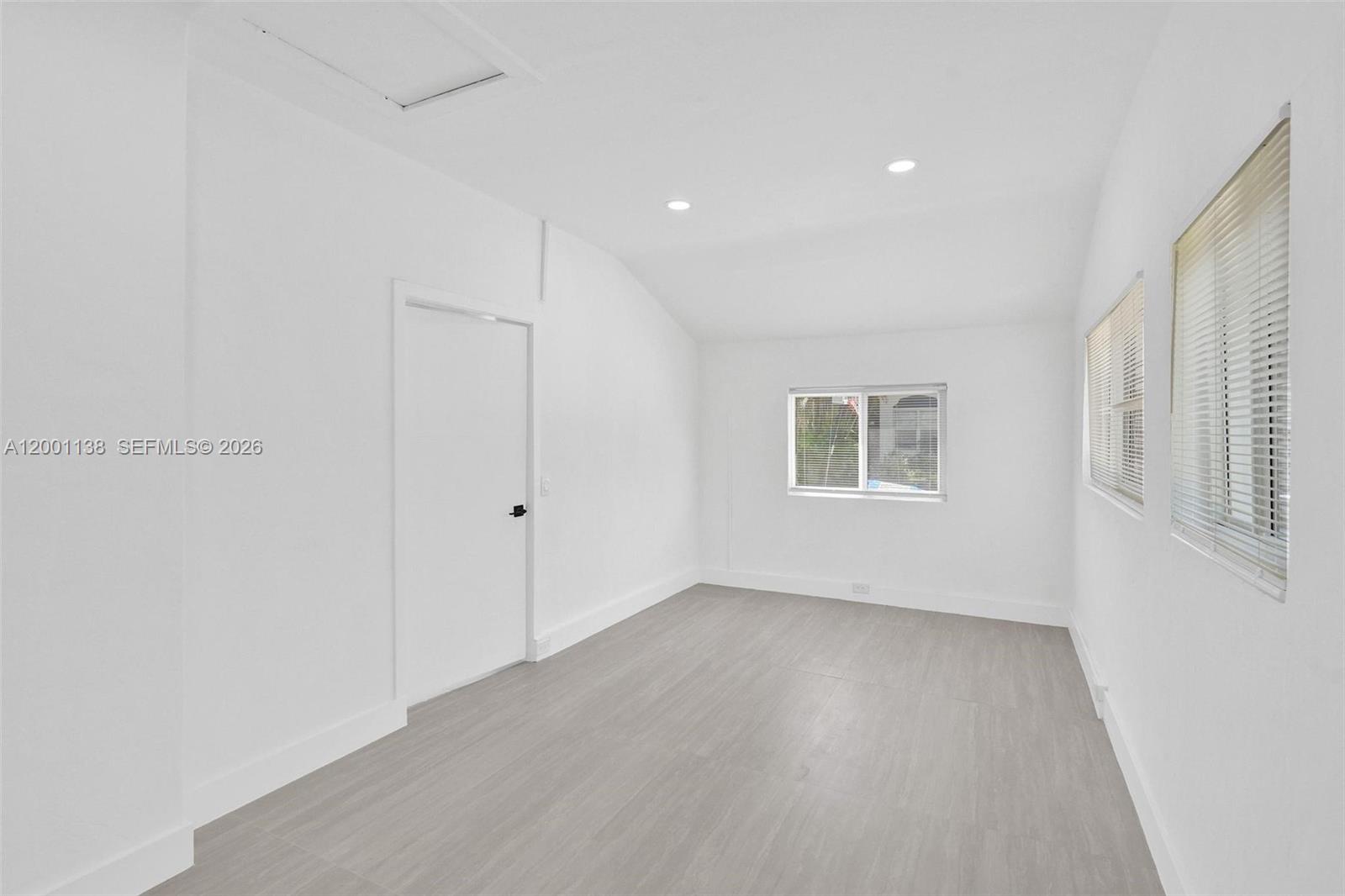 633 NE 70th St Miami, FL 33138