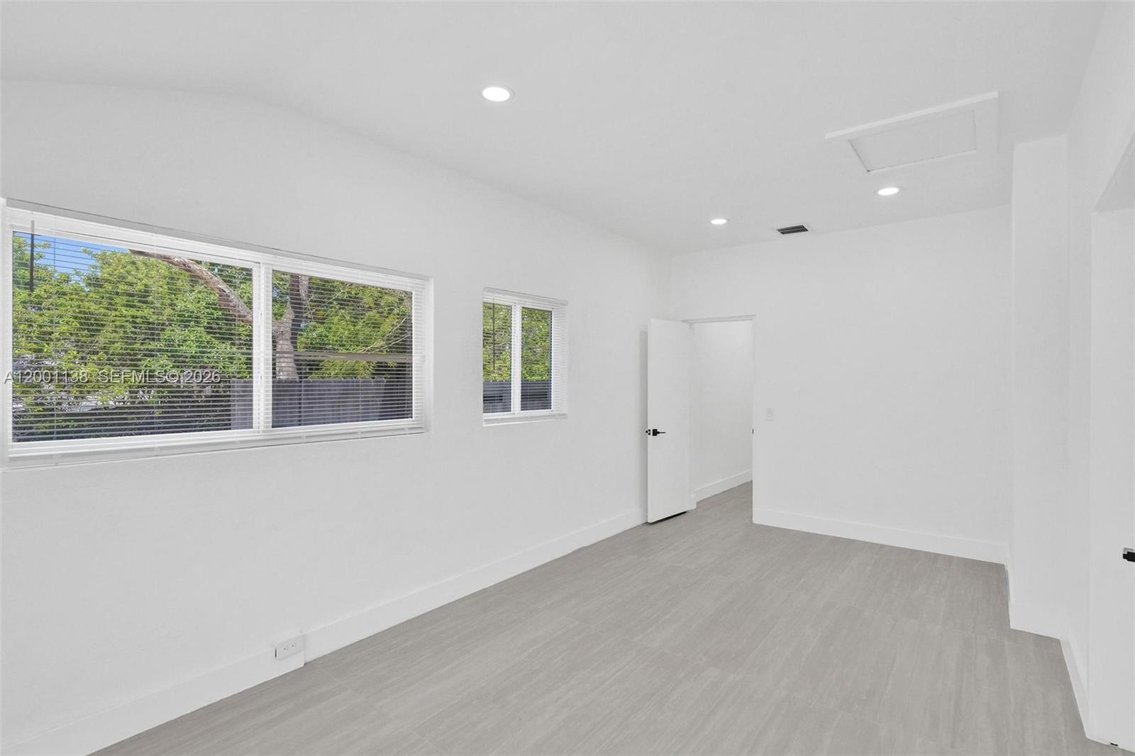 633 NE 70th St Miami, FL 33138