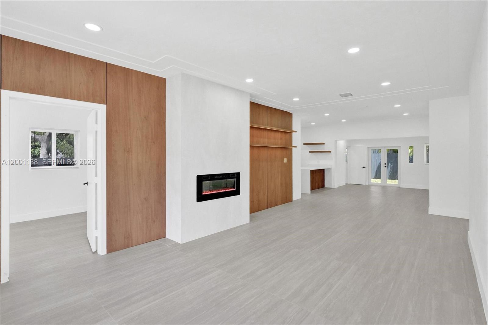 633 NE 70th St Miami, FL 33138