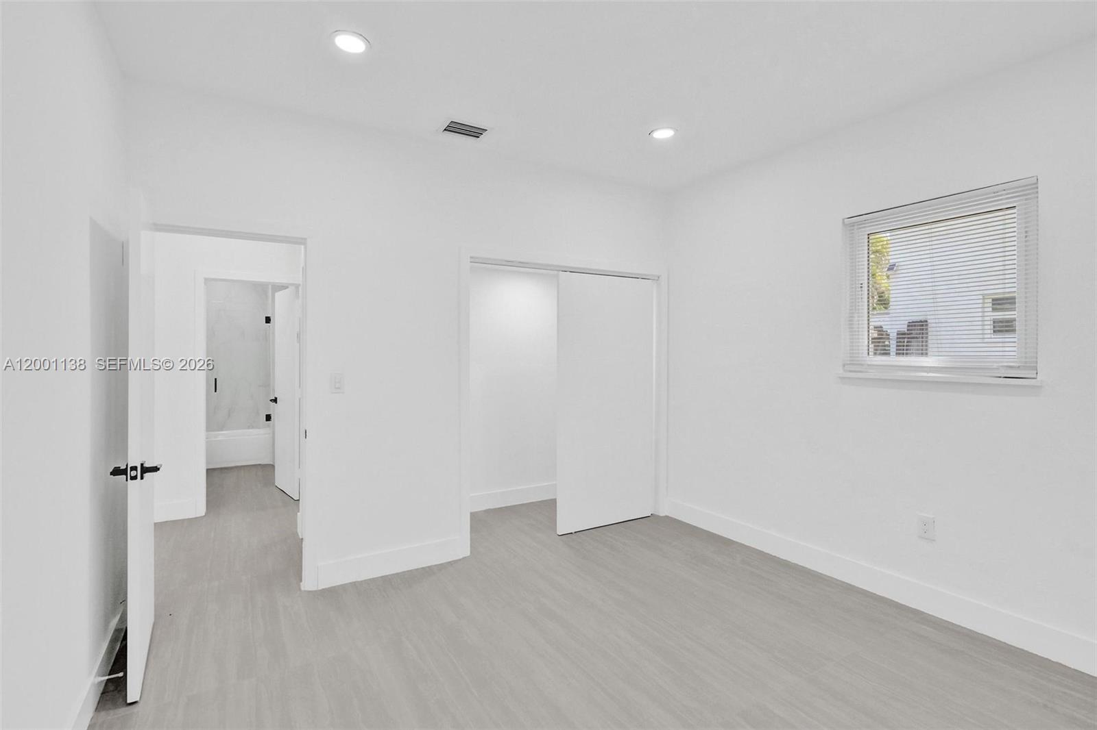 633 NE 70th St Miami, FL 33138