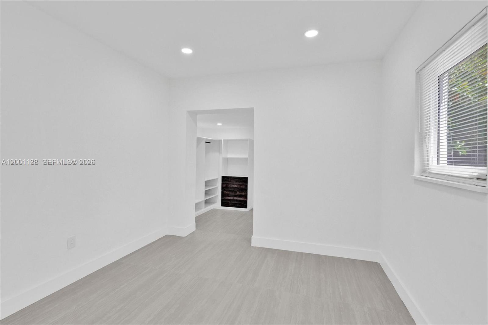 633 NE 70th St Miami, FL 33138