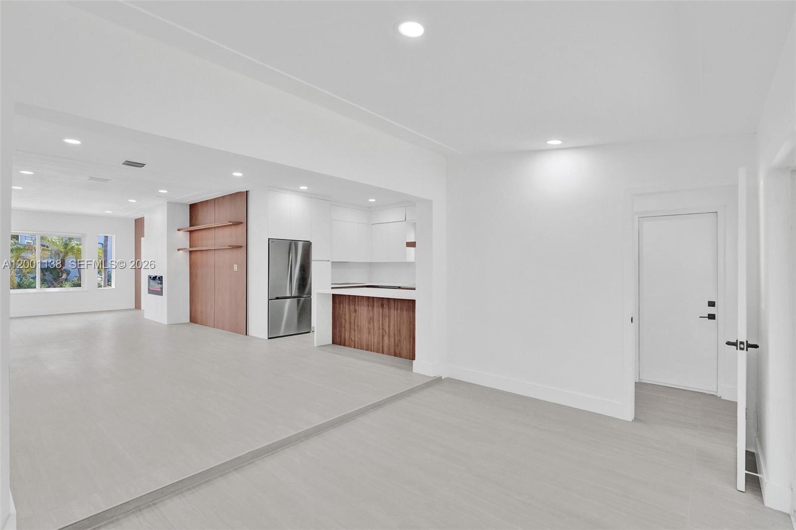 633 NE 70th St Miami, FL 33138