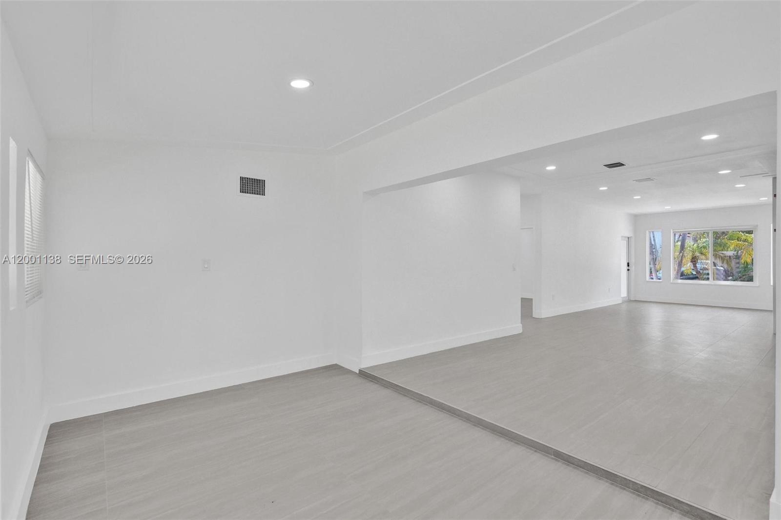 633 NE 70th St Miami, FL 33138