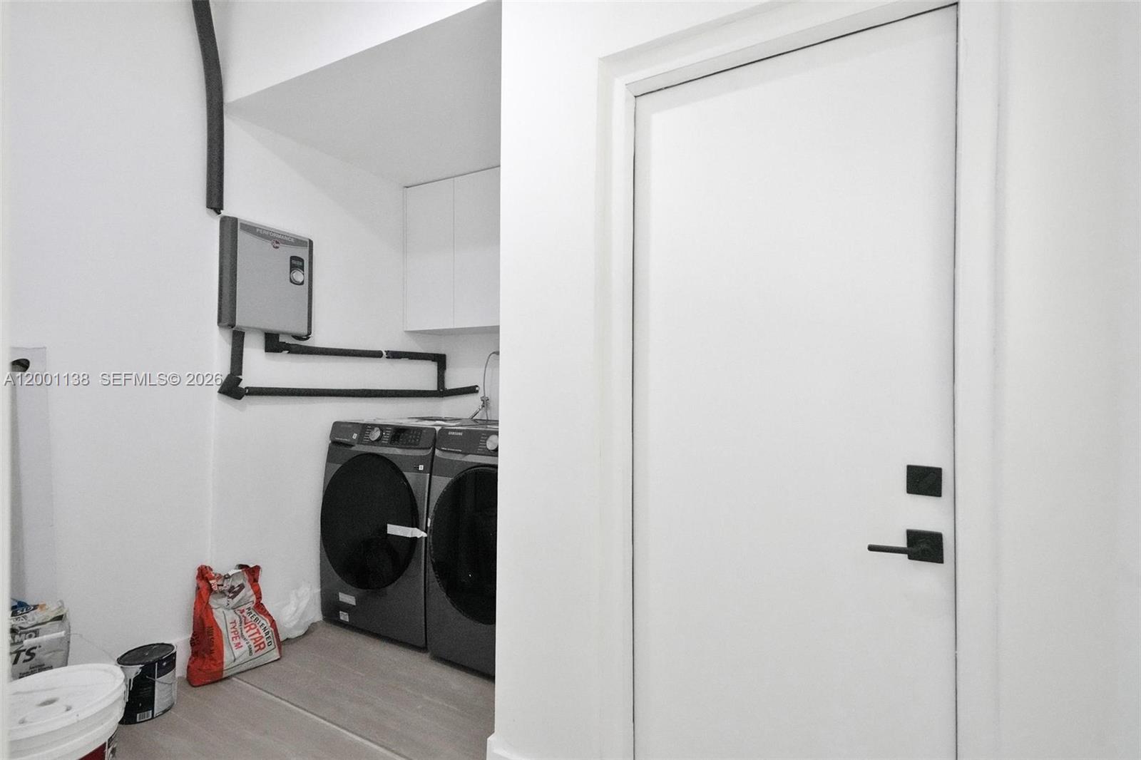 633 NE 70th St Miami, FL 33138