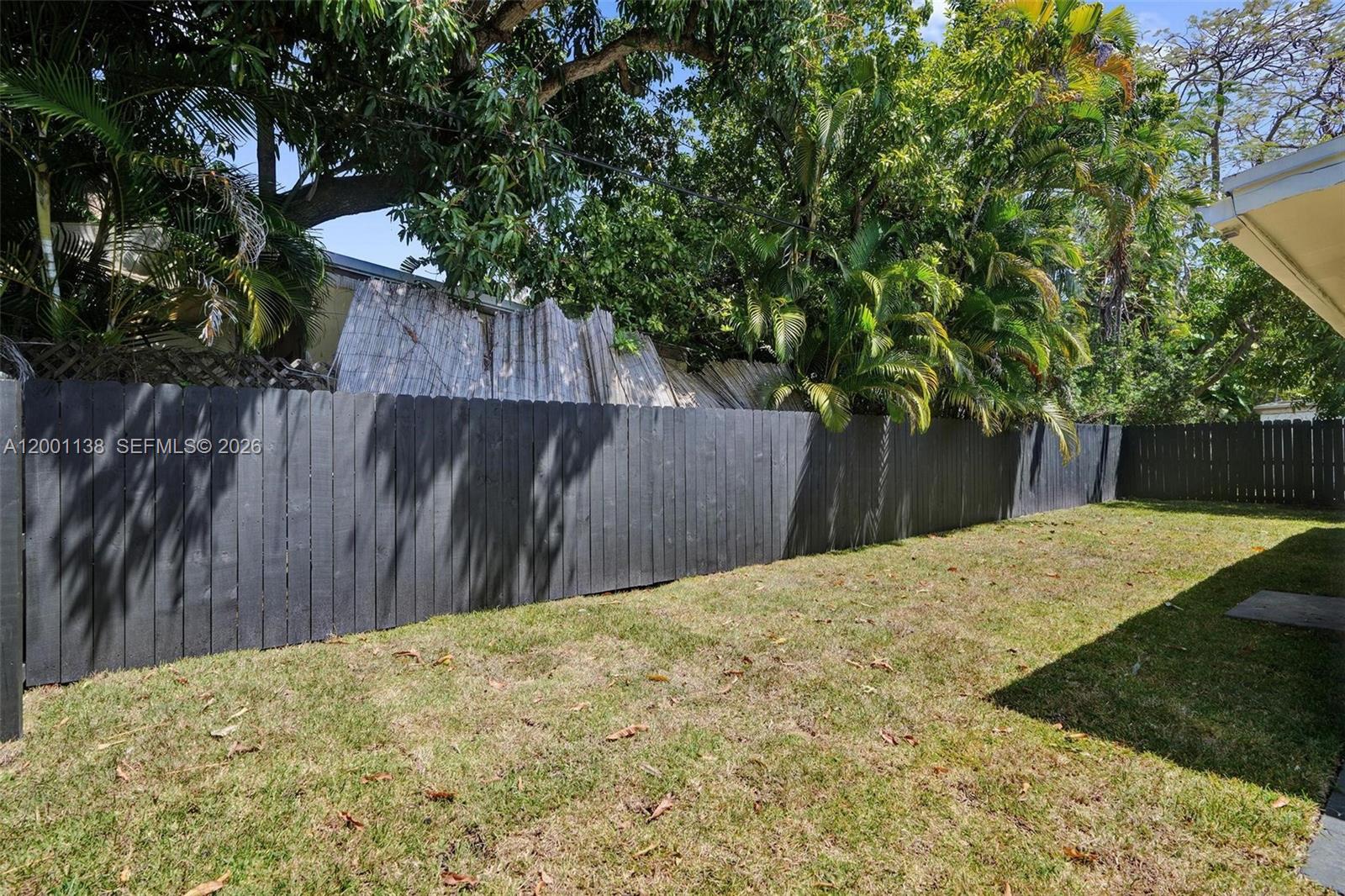 633 NE 70th St Miami, FL 33138