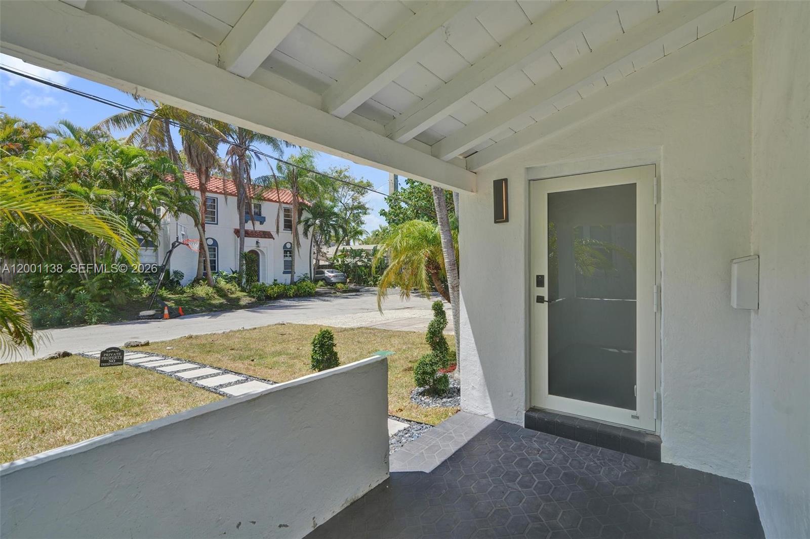 633 NE 70th St Miami, FL 33138