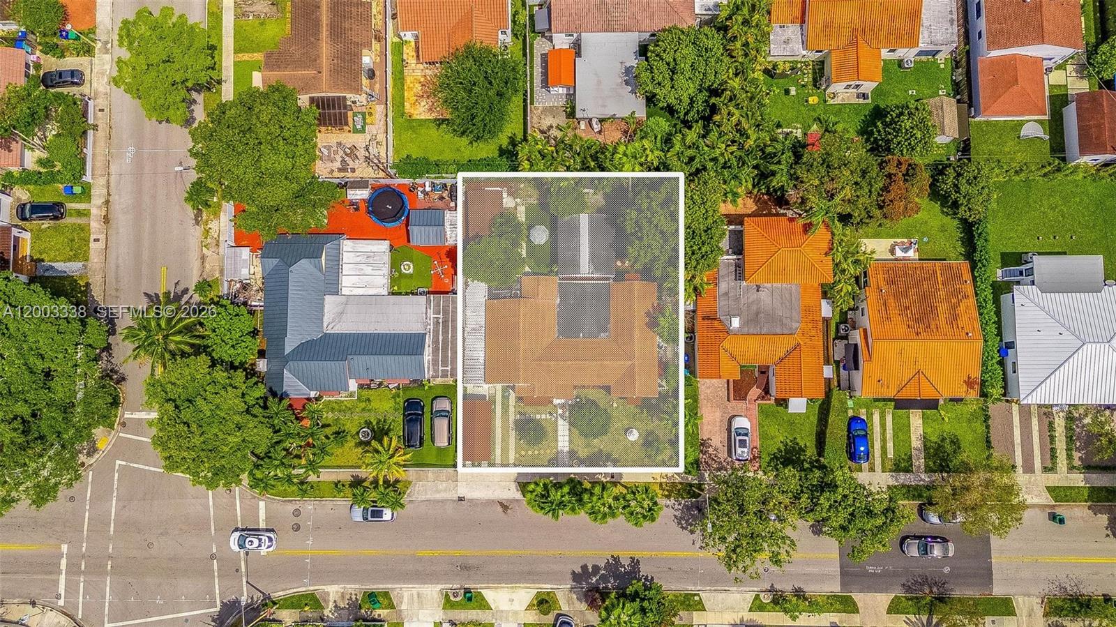 1879 SW 16th St Miami, FL 33145
