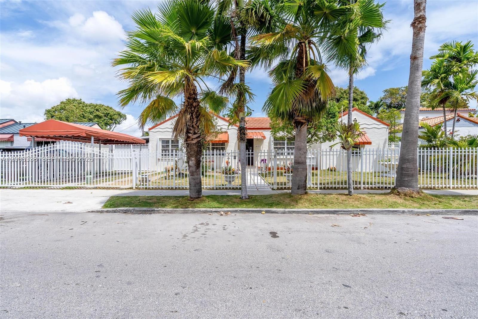1879 SW 16th St Miami, FL 33145