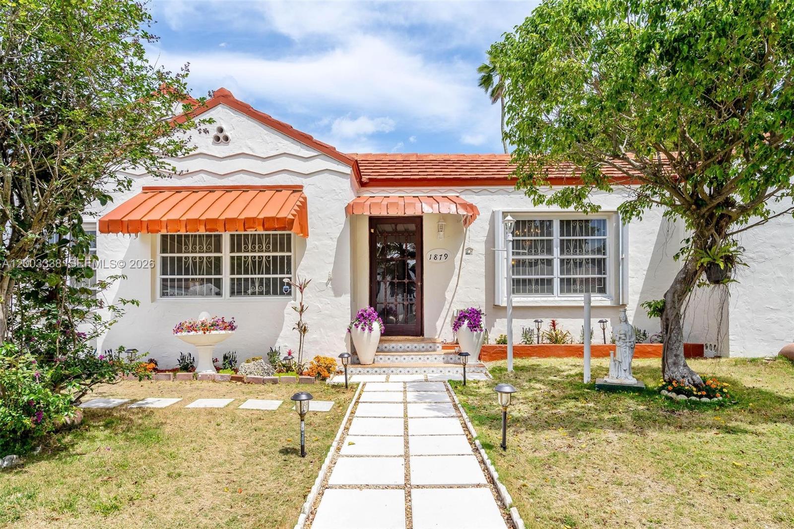1879 SW 16th St Miami, FL 33145