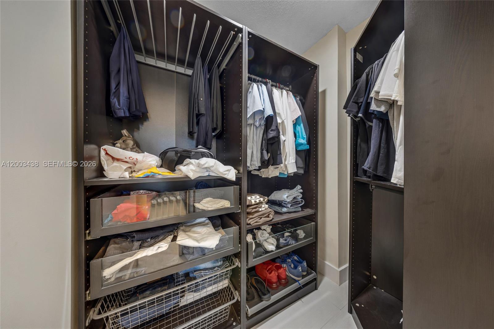 image Arlen House East18