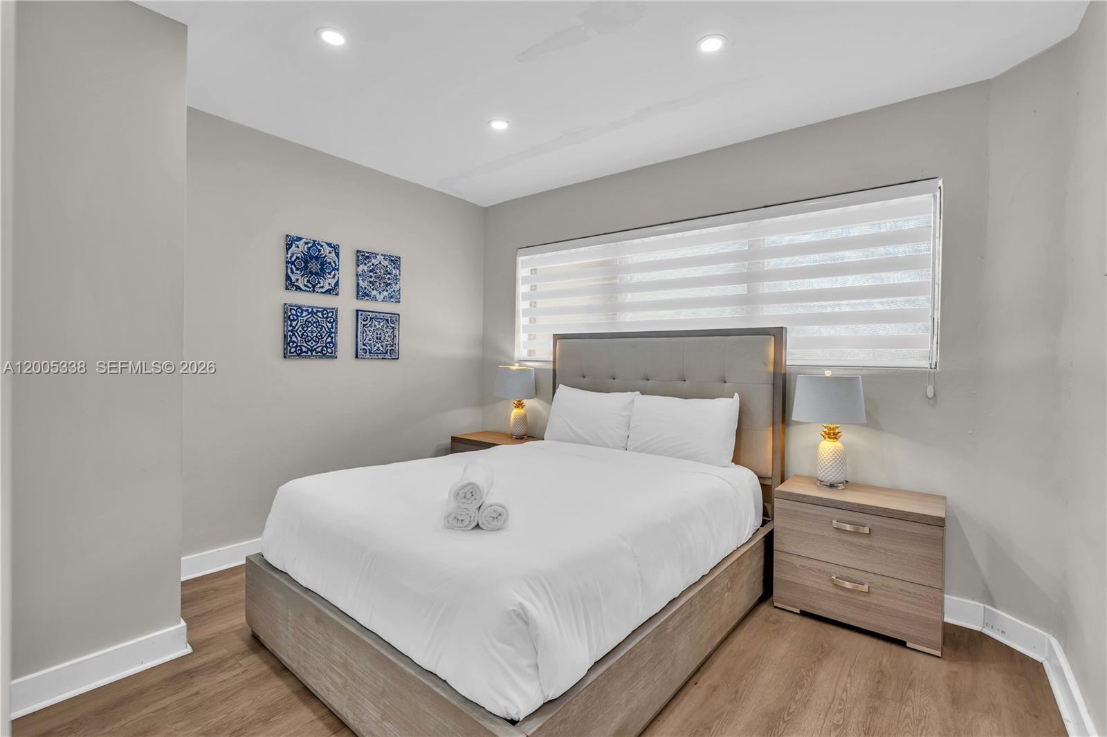 10006 E Bay Hbr Dr #16