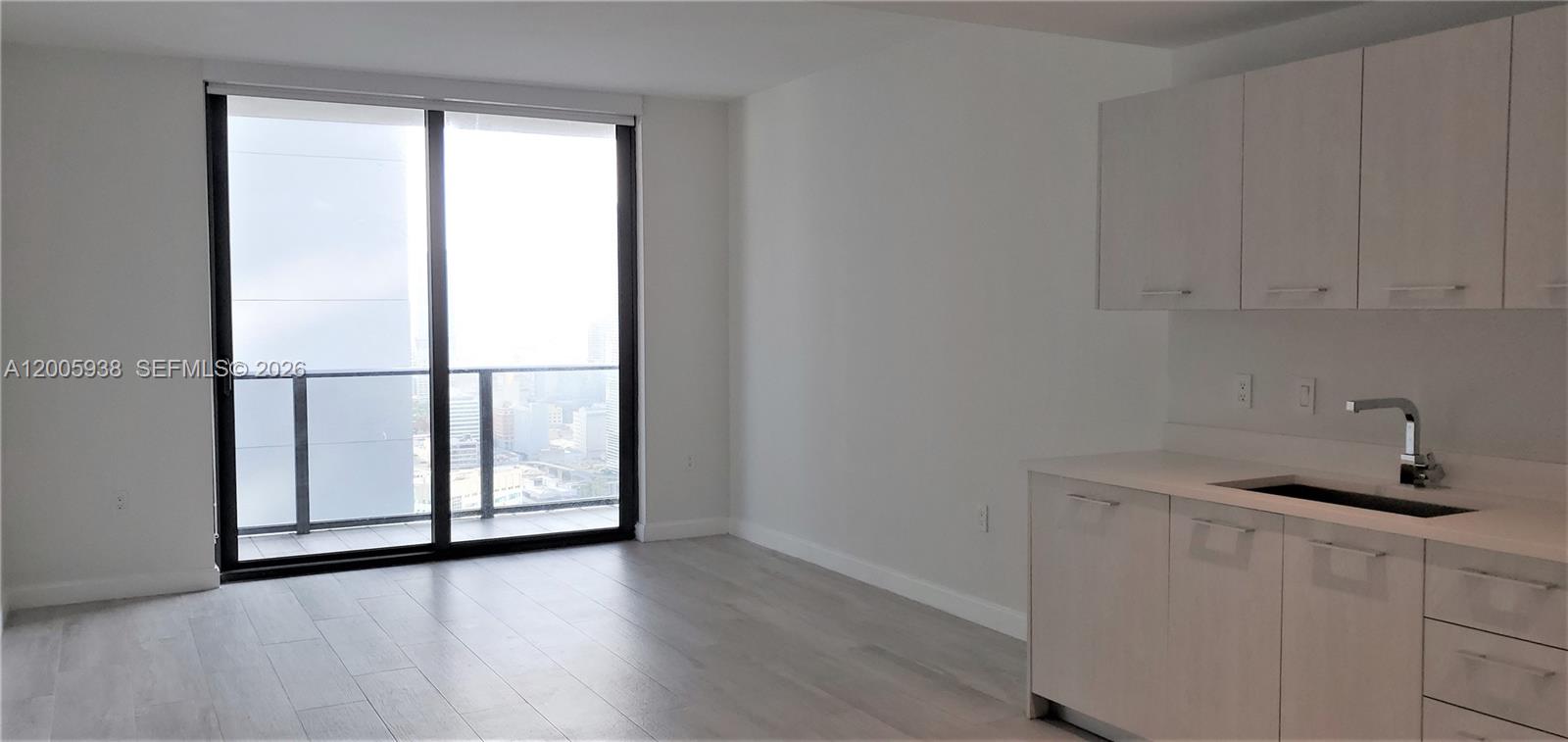 image Brickell Heights West10