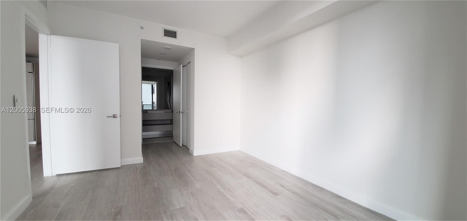 image Brickell Heights West12