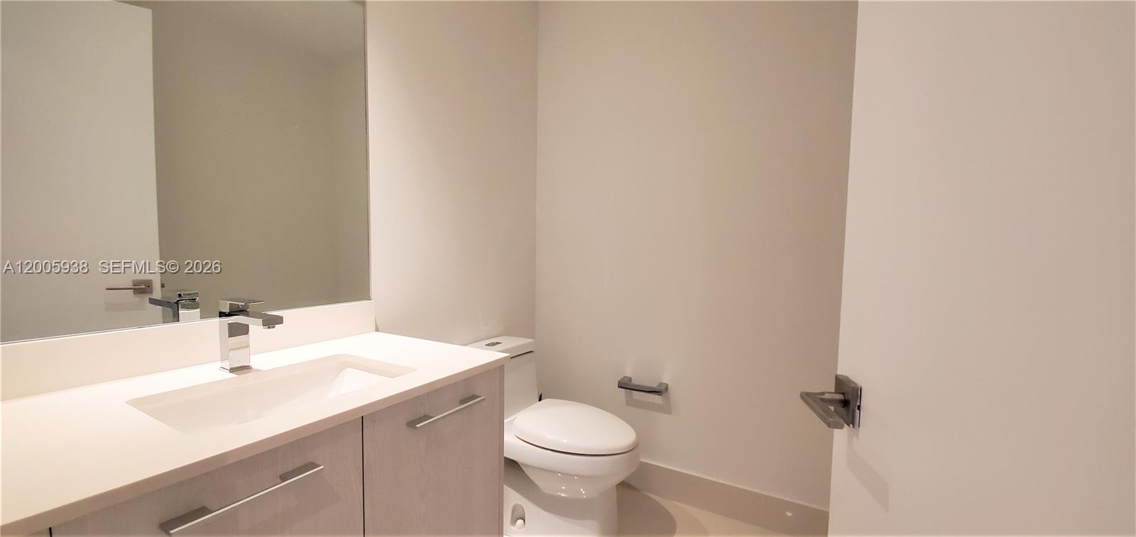 image Brickell Heights West17