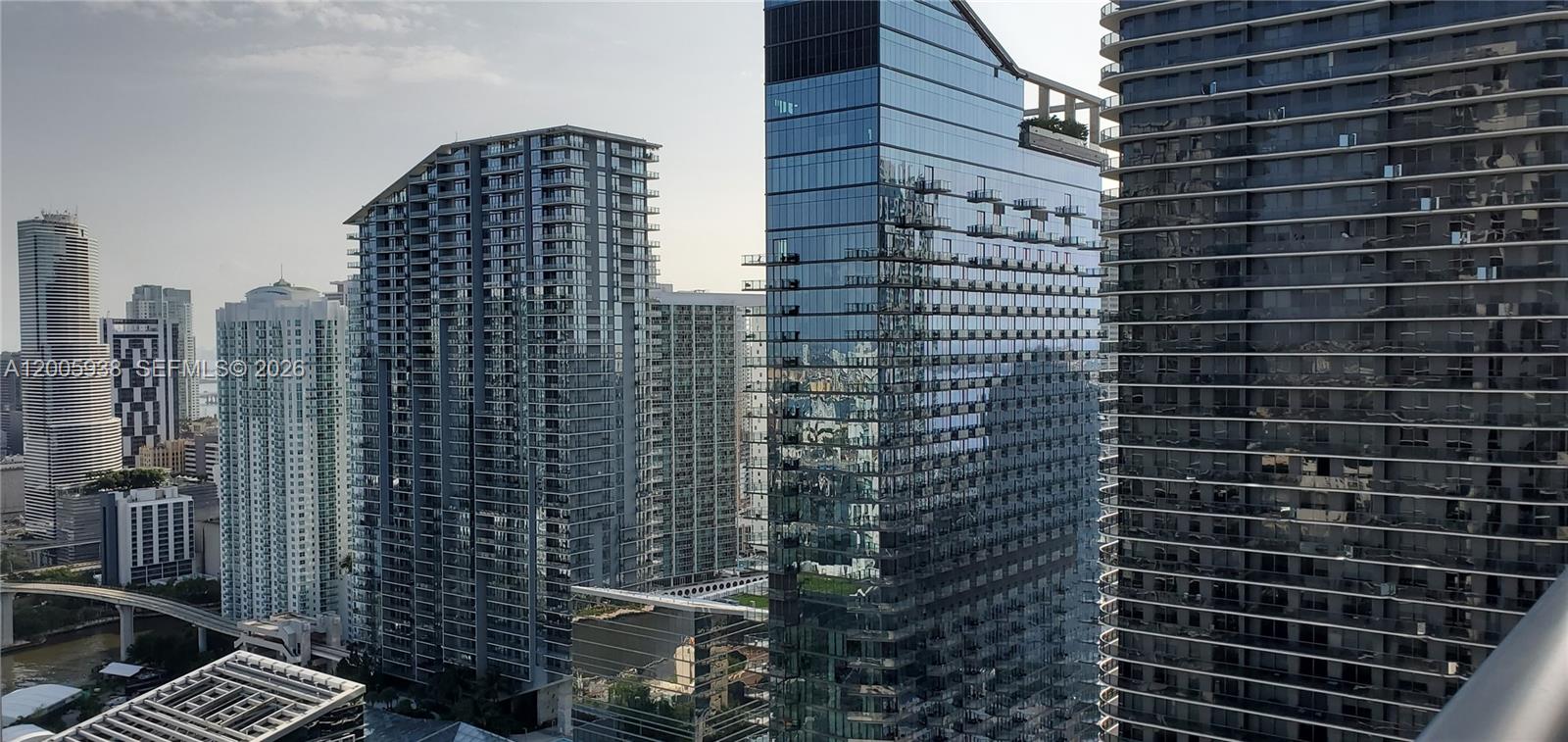 image Brickell Heights West18