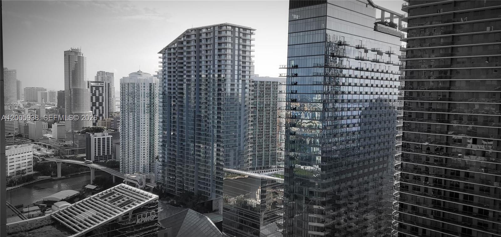 image Brickell Heights West23