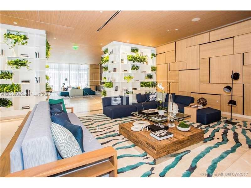 image Brickell Heights West3