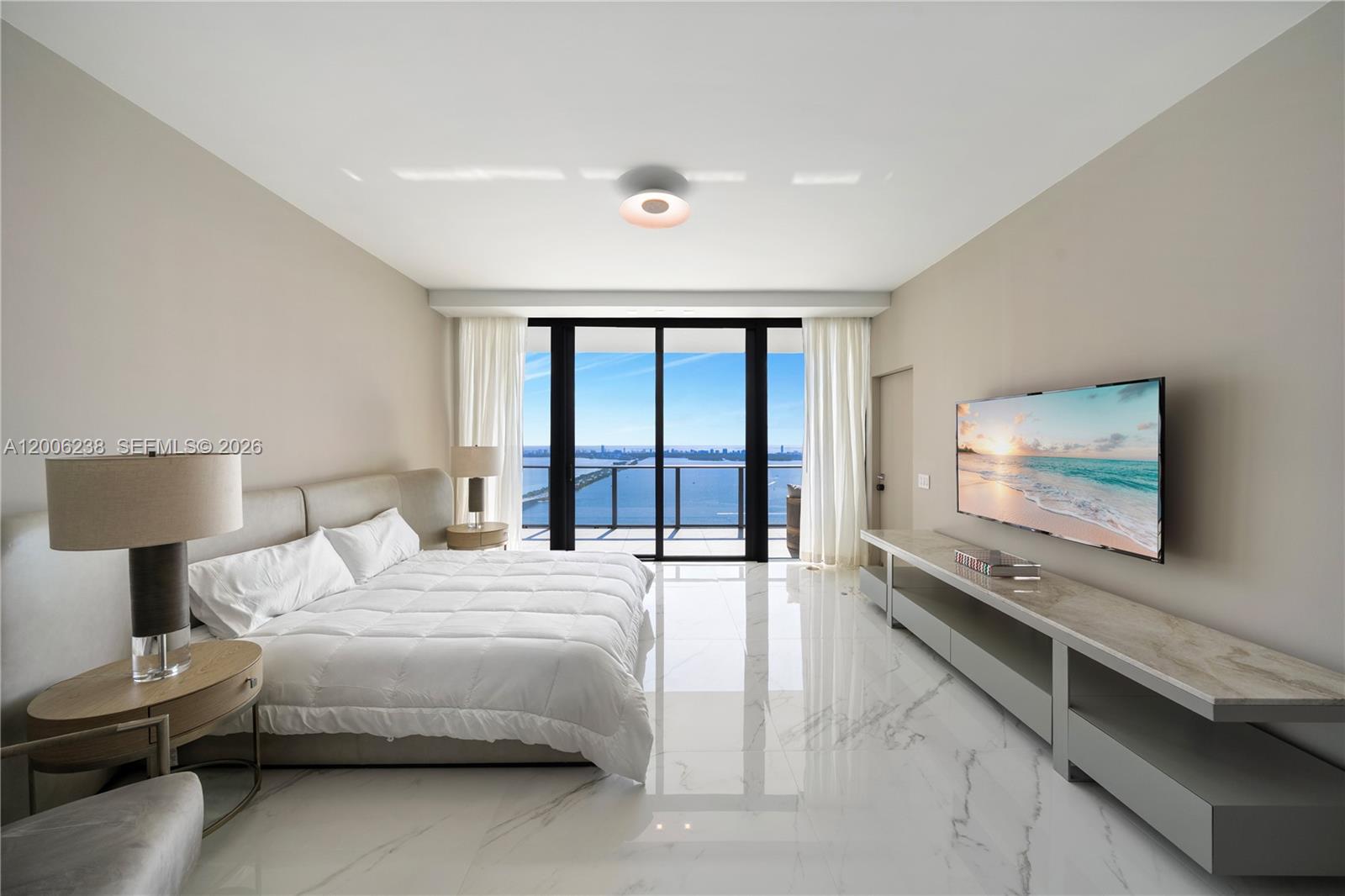 3131 NE 7th Ave #PH5202 Miami, FL 33137